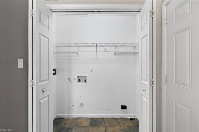8 Hinkle Street, Thomasville, NC 27360