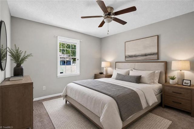 8 Hinkle Street, Thomasville, NC 27360