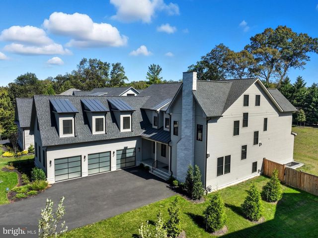 1111 INGLESIDE AVE, Mclean, VA 22101