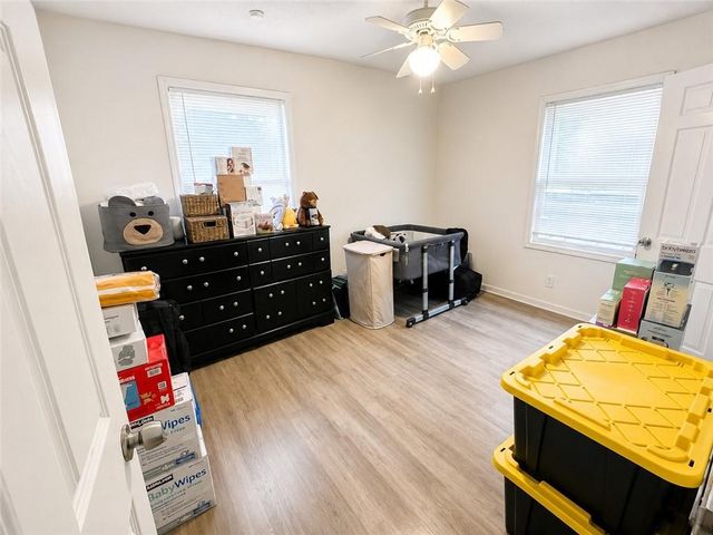 6721 Walrond Avenue, Kansas City, MO 64132