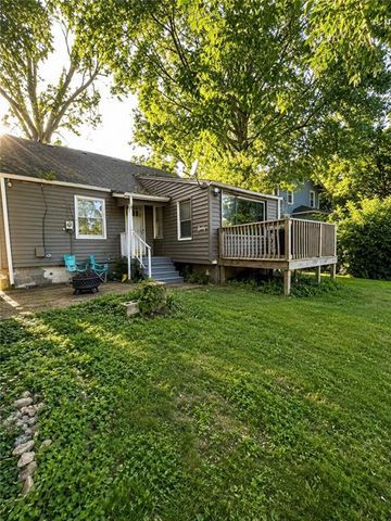 6721 Walrond Avenue, Kansas City, MO 64132