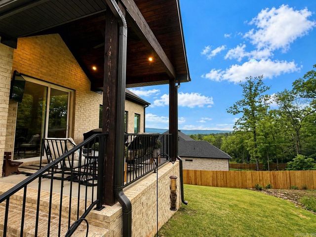19016 Waterview Meadow Lane, Roland, AR 72135