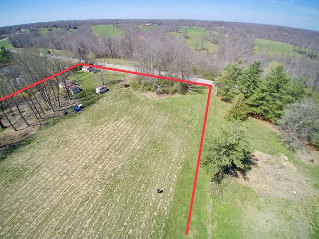 10974 Galen Rd, Lafayette, TN 37083