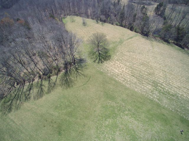 10974 Galen Rd, Lafayette, TN 37083