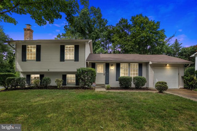 2516 TABOR CT, Woodbridge, VA 22191