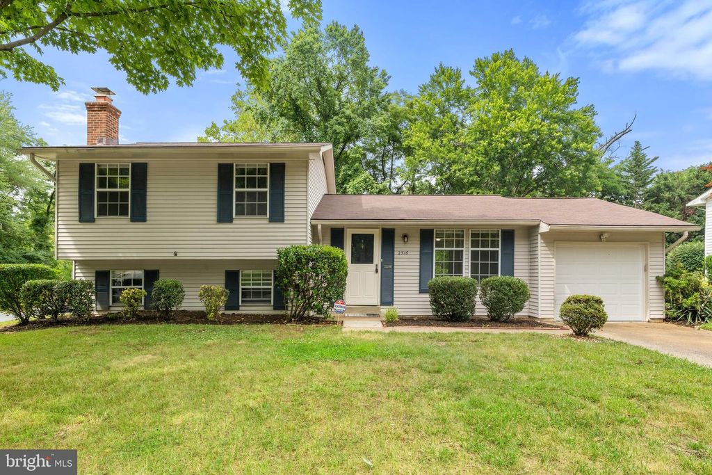 2516 TABOR CT, Woodbridge, VA 22191