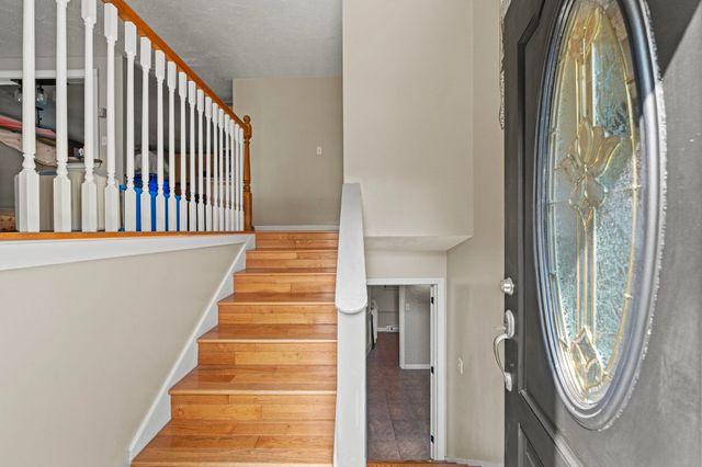 10 Wentworth Street, Nashua, NH 03060