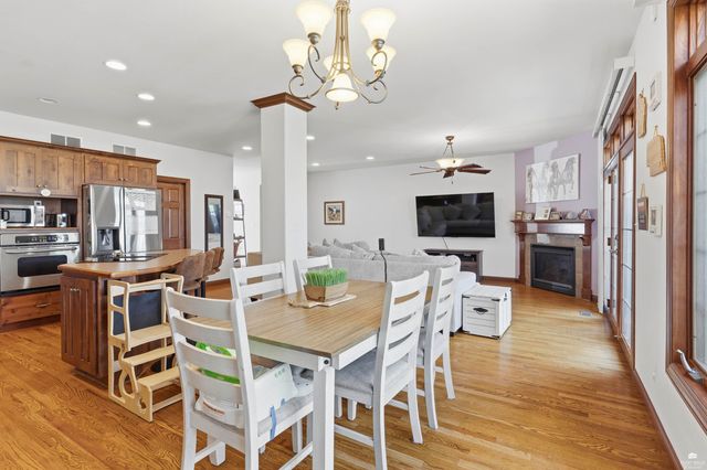 1108 Oaktree Place, Manhattan, KS 66503