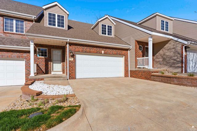 1108 Oaktree Place, Manhattan, KS 66503