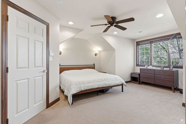 1108 Oaktree Place, Manhattan, KS 66503