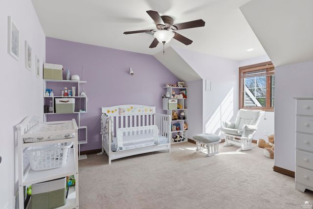 1108 Oaktree Place, Manhattan, KS 66503