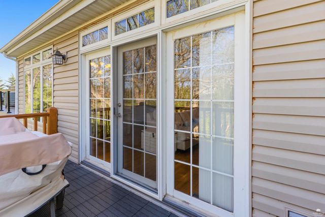 1108 Oaktree Place, Manhattan, KS 66503