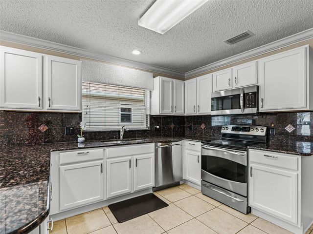 2121 GERARDO AVENUE, The Villages, FL 32159