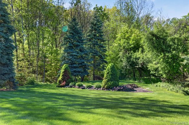18 Alphonsa Court, Salisbury Mills, NY 12577
