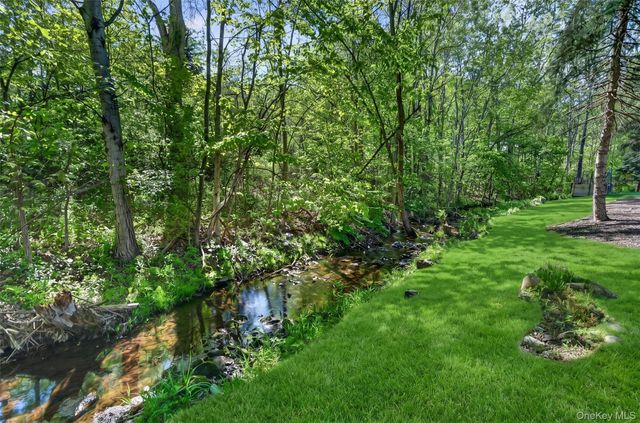 18 Alphonsa Court, Salisbury Mills, NY 12577