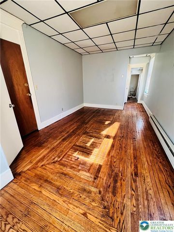 165 Nesquehoning Street, Easton, PA 18042