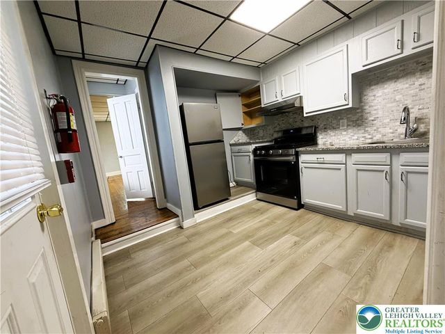 165 Nesquehoning Street, Easton, PA 18042