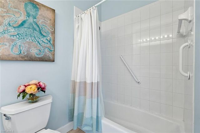 1281 Aruba CT, Marco Island, FL 34145