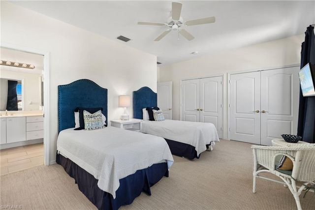 1281 Aruba CT, Marco Island, FL 34145