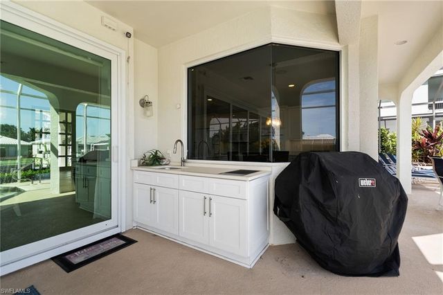 1281 Aruba CT, Marco Island, FL 34145