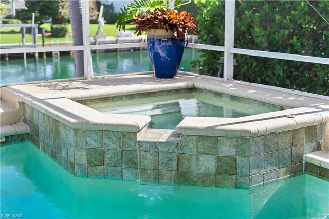 1281 Aruba CT, Marco Island, FL 34145