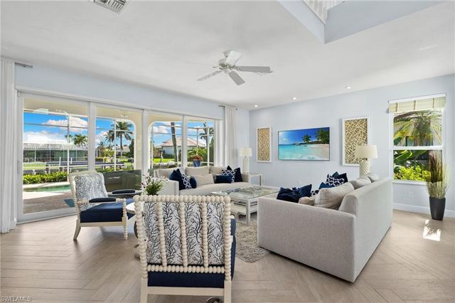 1281 Aruba CT, Marco Island, FL 34145