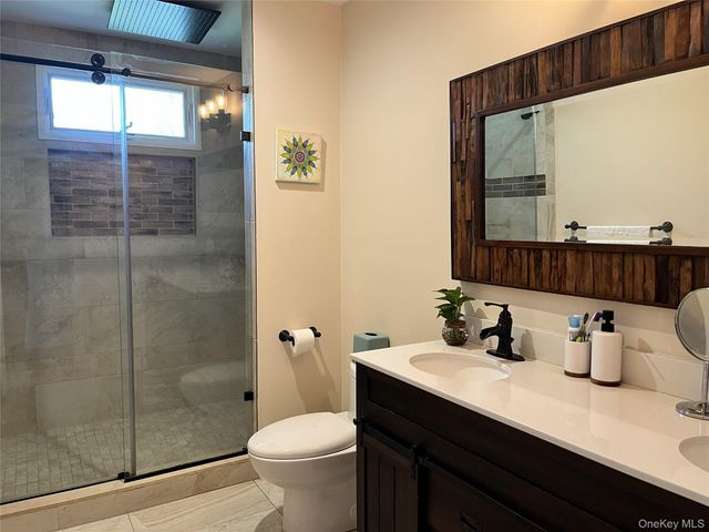 104 19th Street, Wading River, NY 11792