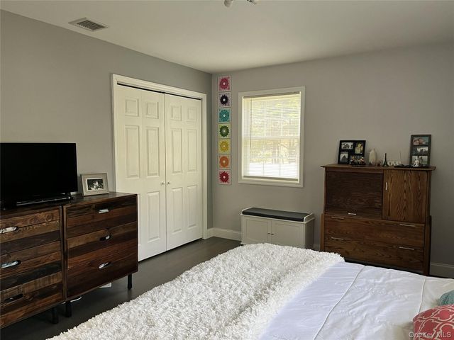 104 19th Street, Wading River, NY 11792