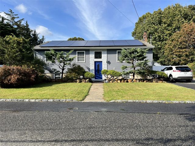 104 19th Street, Wading River, NY 11792