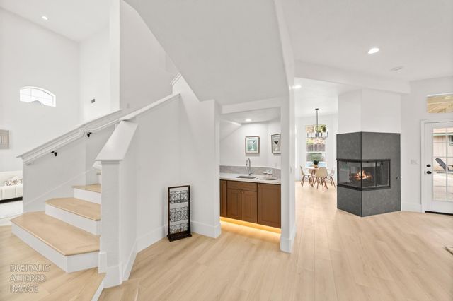 6051 Kenneth Oak Way, Fair Oaks, CA 95628