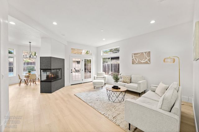 6051 Kenneth Oak Way, Fair Oaks, CA 95628