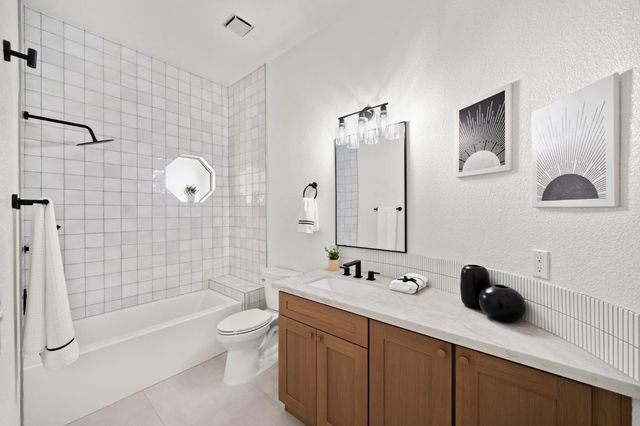 6051 Kenneth Oak Way, Fair Oaks, CA 95628