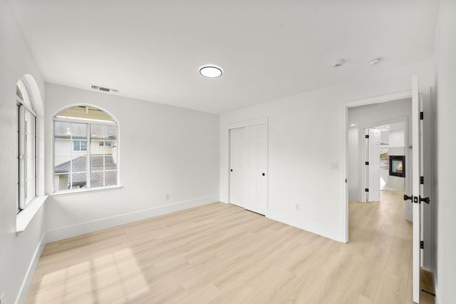 6051 Kenneth Oak Way, Fair Oaks, CA 95628