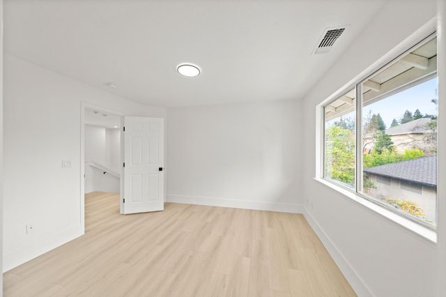 6051 Kenneth Oak Way, Fair Oaks, CA 95628