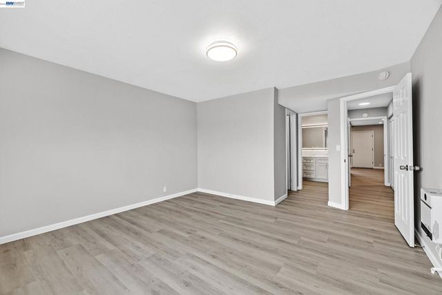 2133 Santa Clara Ave 328, Alameda, CA 94501