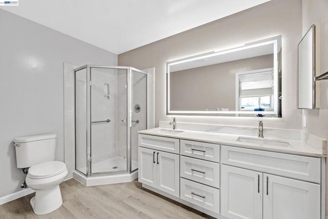 2133 Santa Clara Ave 328, Alameda, CA 94501