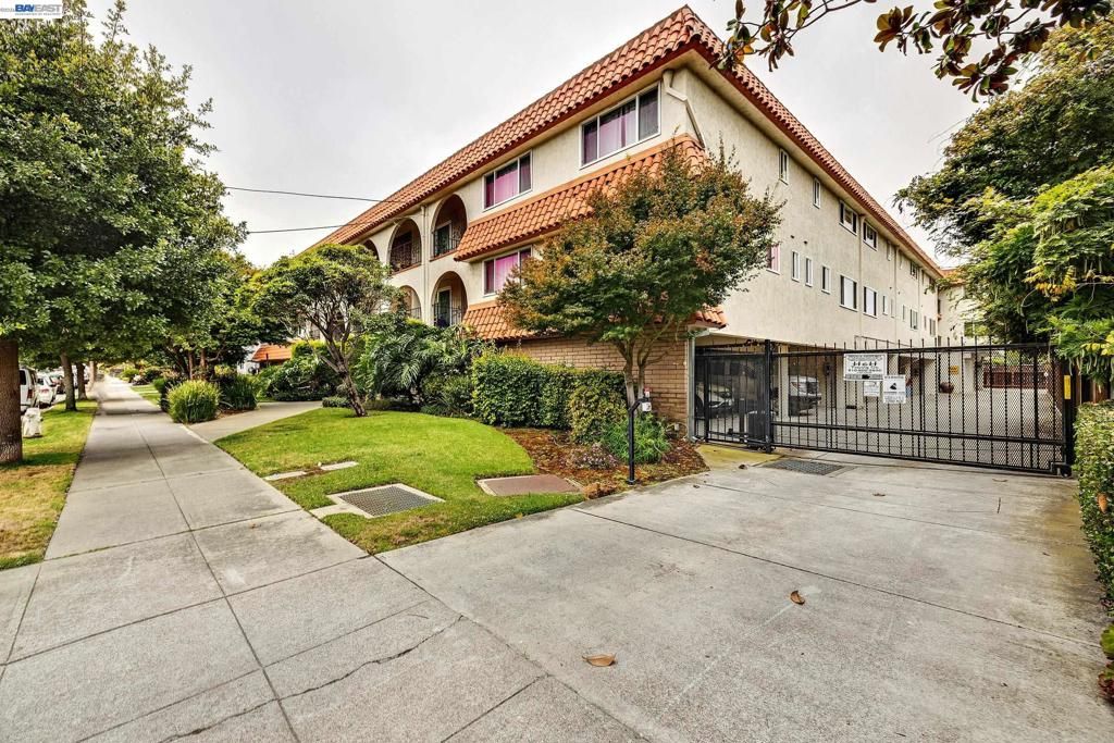 2133 Santa Clara Ave 328, Alameda, CA 94501