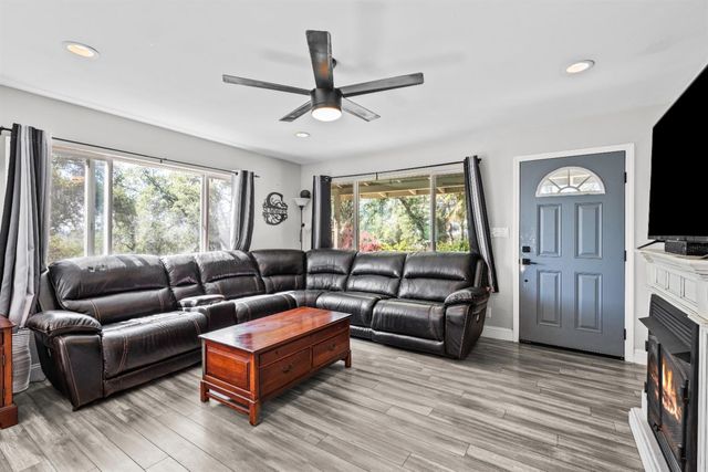 4428 Panorama Dr, Placerville, CA 95667
