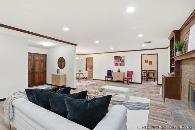 7027 E 47th Street, Tulsa, OK 74145