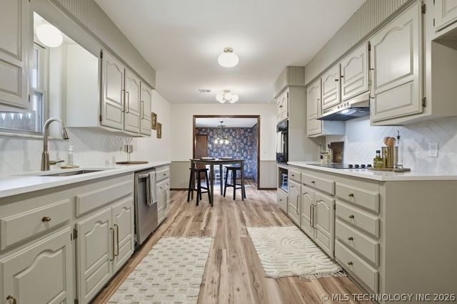 7027 E 47th Street, Tulsa, OK 74145