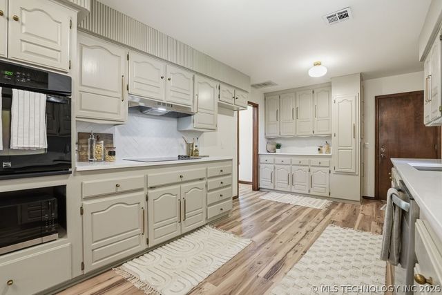7027 E 47th Street, Tulsa, OK 74145