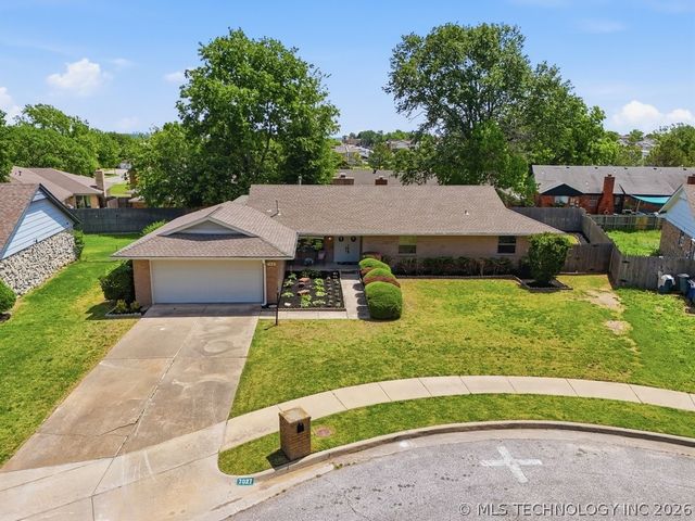 7027 E 47th Street, Tulsa, OK 74145