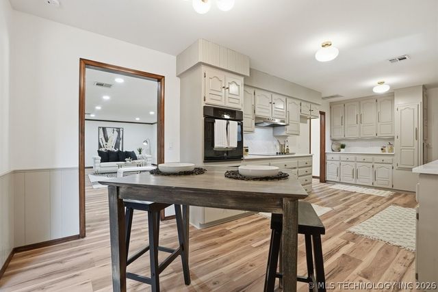 7027 E 47th Street, Tulsa, OK 74145