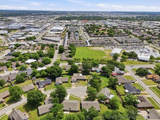 7027 E 47th Street, Tulsa, OK 74145