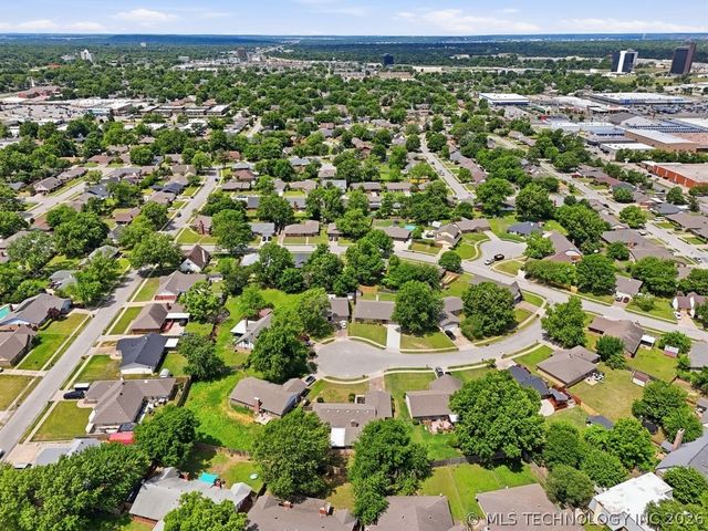 7027 E 47th Street, Tulsa, OK 74145