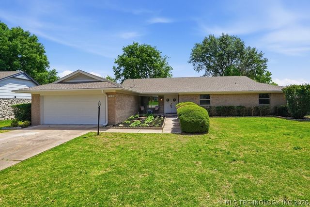 7027 E 47th Street, Tulsa, OK 74145