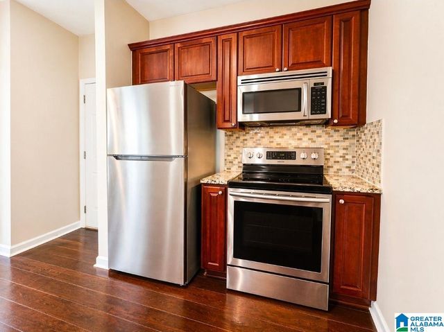 2042 FOREST LAKES LANE, Sterrett, AL 35147