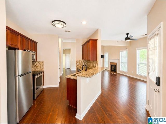 2042 FOREST LAKES LANE, Sterrett, AL 35147