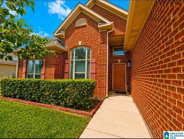 2042 FOREST LAKES LANE, Sterrett, AL 35147