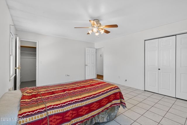 102 Tarnov Court, Manchester, NJ 08759